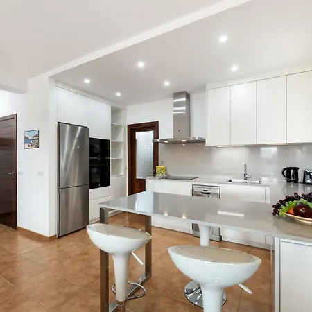 Lanzarote 3 Islands - Pool Heated Villa *